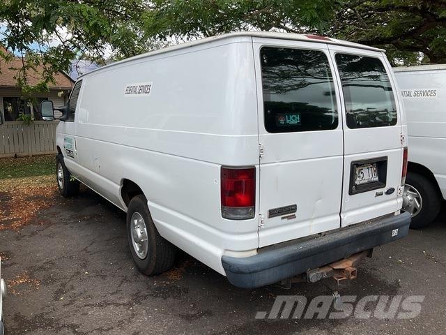 Ford E-250 패널 화물차