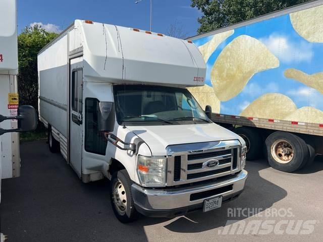 Ford E-350 박스 바디