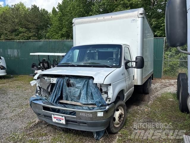 Ford E-350 탑차 트럭