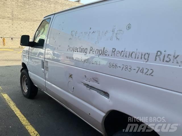 Ford E 350 패널 화물차