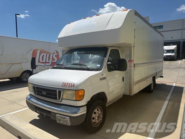 Ford E-350 박스 바디