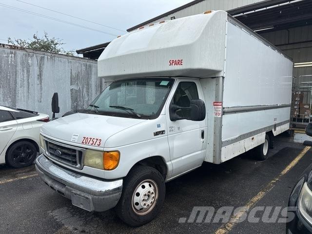 Ford E-350 박스 바디