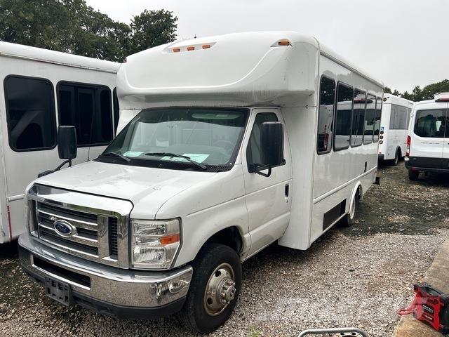 Ford E-350 미니 버스