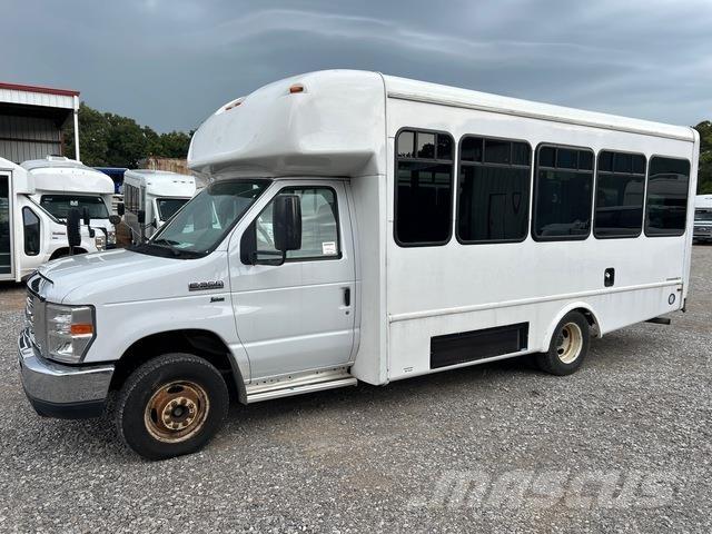 Ford E-350 미니 버스