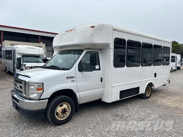 Ford E-350 미니 버스