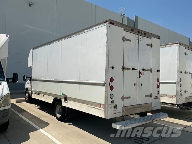 Ford E-350 박스 바디