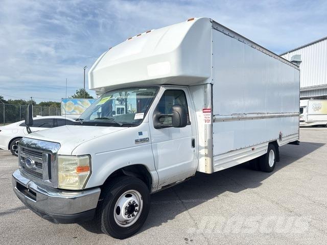 Ford E-350 박스 바디