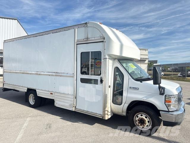 Ford E-350 박스 바디