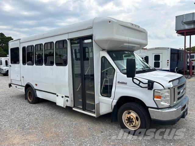 Ford E-450 미니 버스