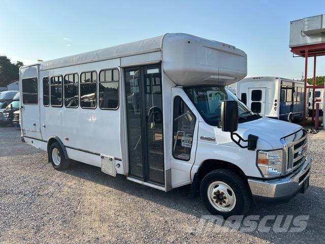 Ford E-450 미니 버스