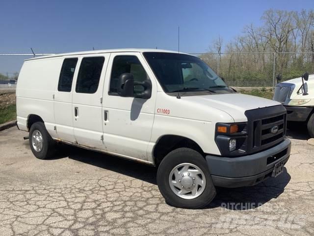 Ford E250 패널 화물차
