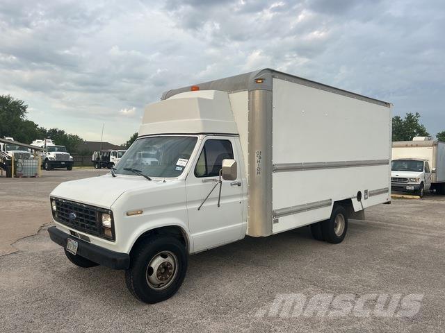 Ford E350 탑차 트럭
