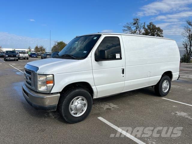 Ford Econoline 패널 화물차