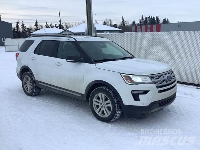 Ford Explorer 자동차