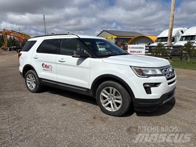 Ford Explorer 자동차