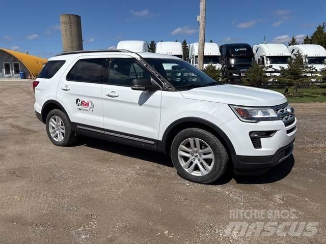 Ford Explorer 자동차