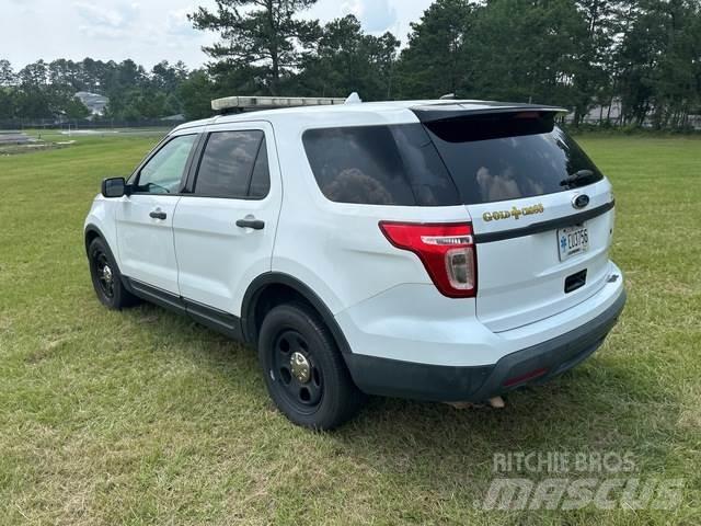 Ford Explorer 자동차