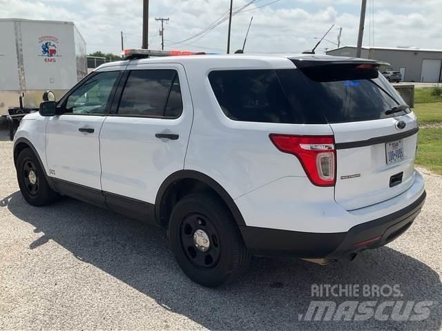 Ford Explorer 자동차