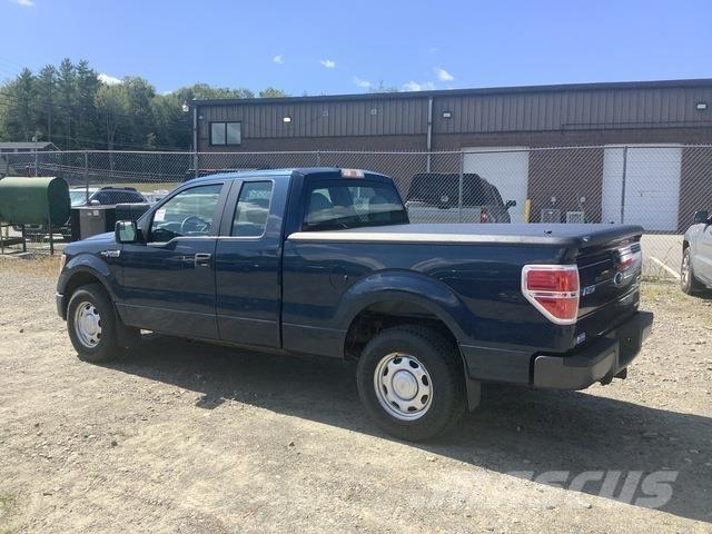 Ford F-150 XL 픽업/드롭사이드