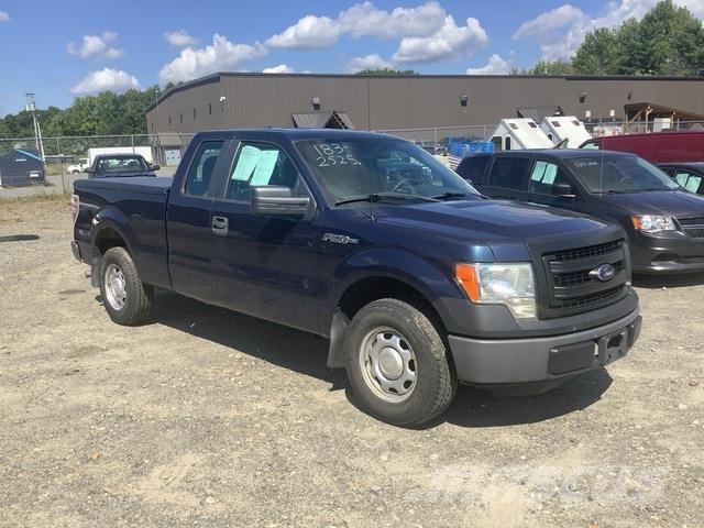 Ford F-150 XL 픽업/드롭사이드