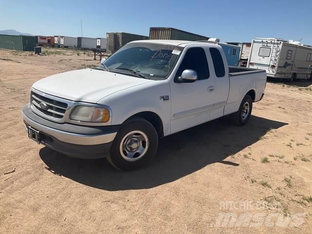 Ford F-150 XLT 기타