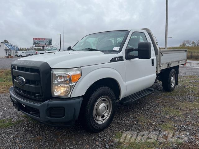 Ford F-250 플랫베드/드롭사이드 트럭