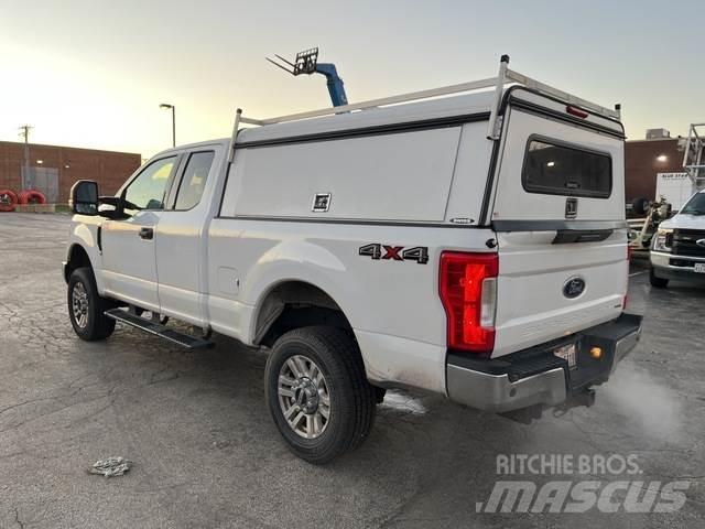 Ford F-250 기타