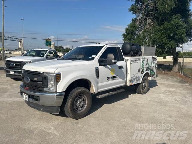 Ford F-250 시립/다목적 차량