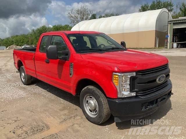 Ford F-250 기타