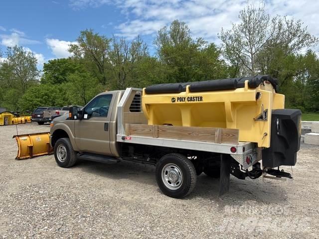 Ford F-250 플랫베드/드롭사이드 트럭