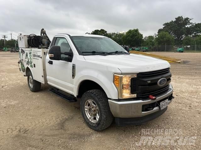 Ford F-250 시립/다목적 차량