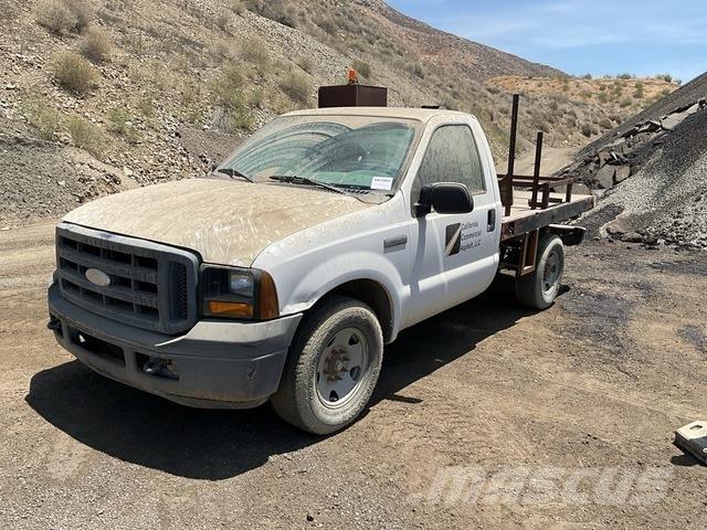 Ford F-250 플랫베드/드롭사이드 트럭