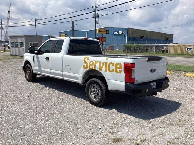 Ford F-250 픽업/드롭사이드