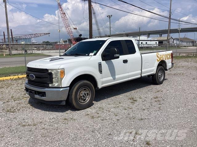 Ford F-250 픽업/드롭사이드