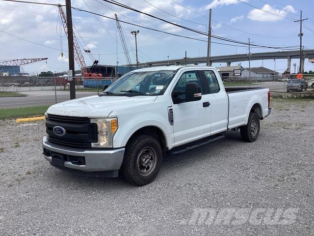Ford F-250 픽업/드롭사이드