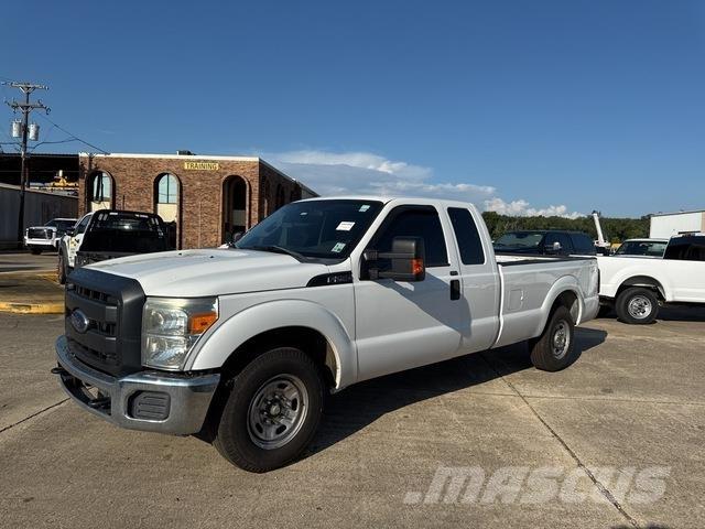 Ford F-250 픽업/드롭사이드