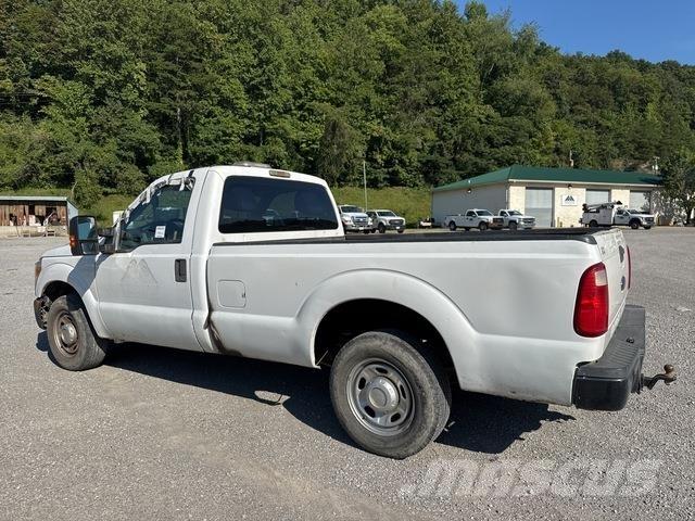 Ford F-250 픽업/드롭사이드