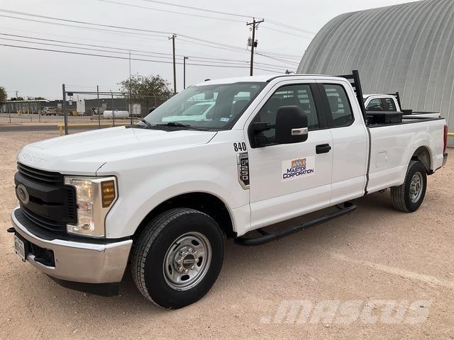 Ford F-250 픽업/드롭사이드
