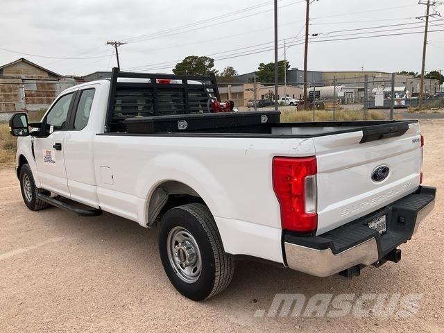 Ford F-250 픽업/드롭사이드