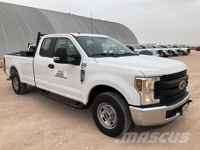 Ford F-250 픽업/드롭사이드
