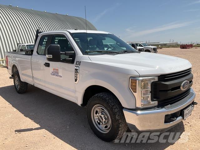 Ford F-250 픽업/드롭사이드