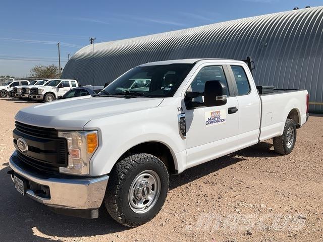 Ford F-250 픽업/드롭사이드