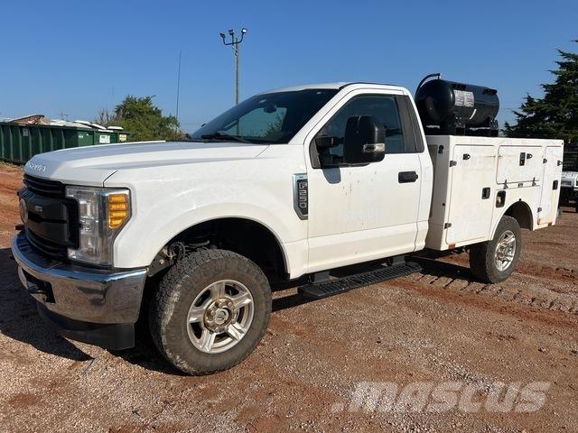 Ford F-250 시립/다목적 차량
