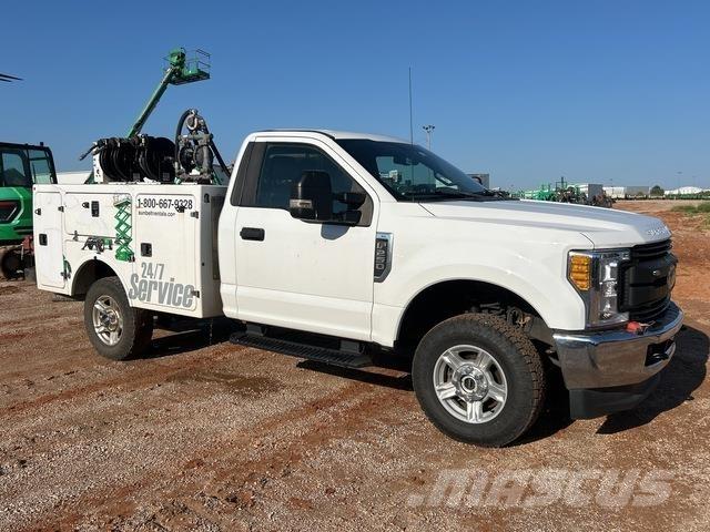 Ford F-250 시립/다목적 차량