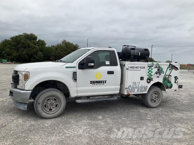 Ford F-250 시립/다목적 차량