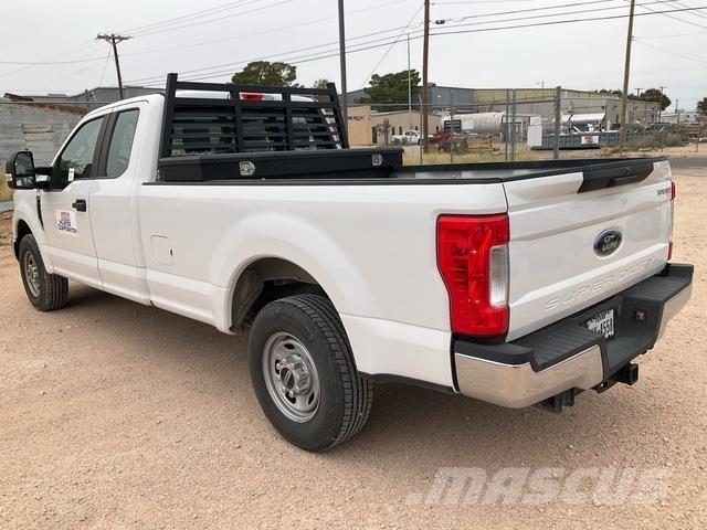 Ford F-250 픽업/드롭사이드