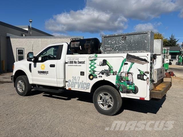 Ford F-250 시립/다목적 차량