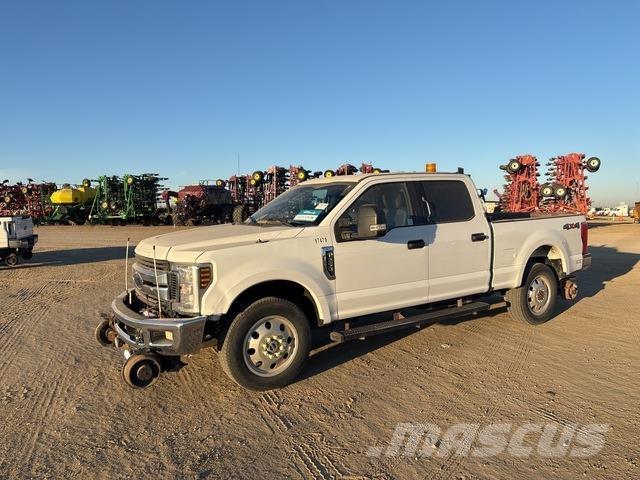 Ford F-250 픽업/드롭사이드