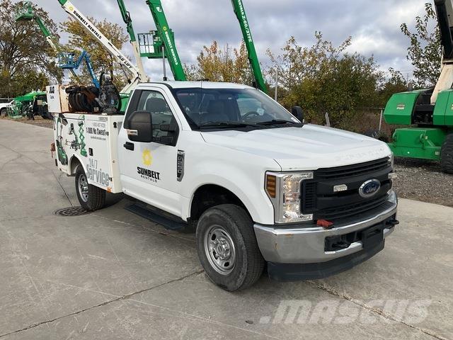 Ford F-250 시립/다목적 차량