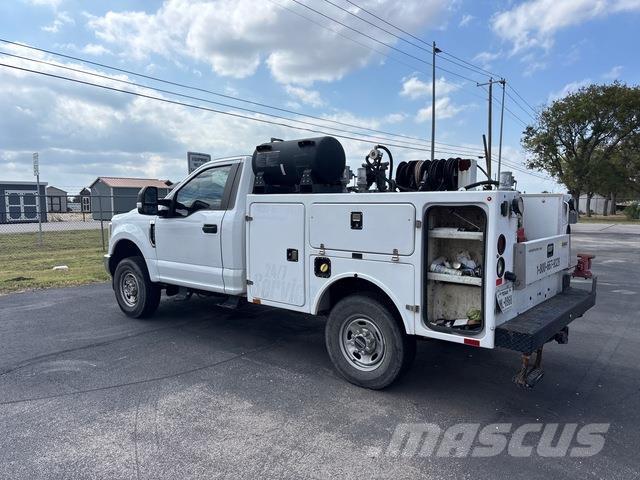 Ford F-250 시립/다목적 차량